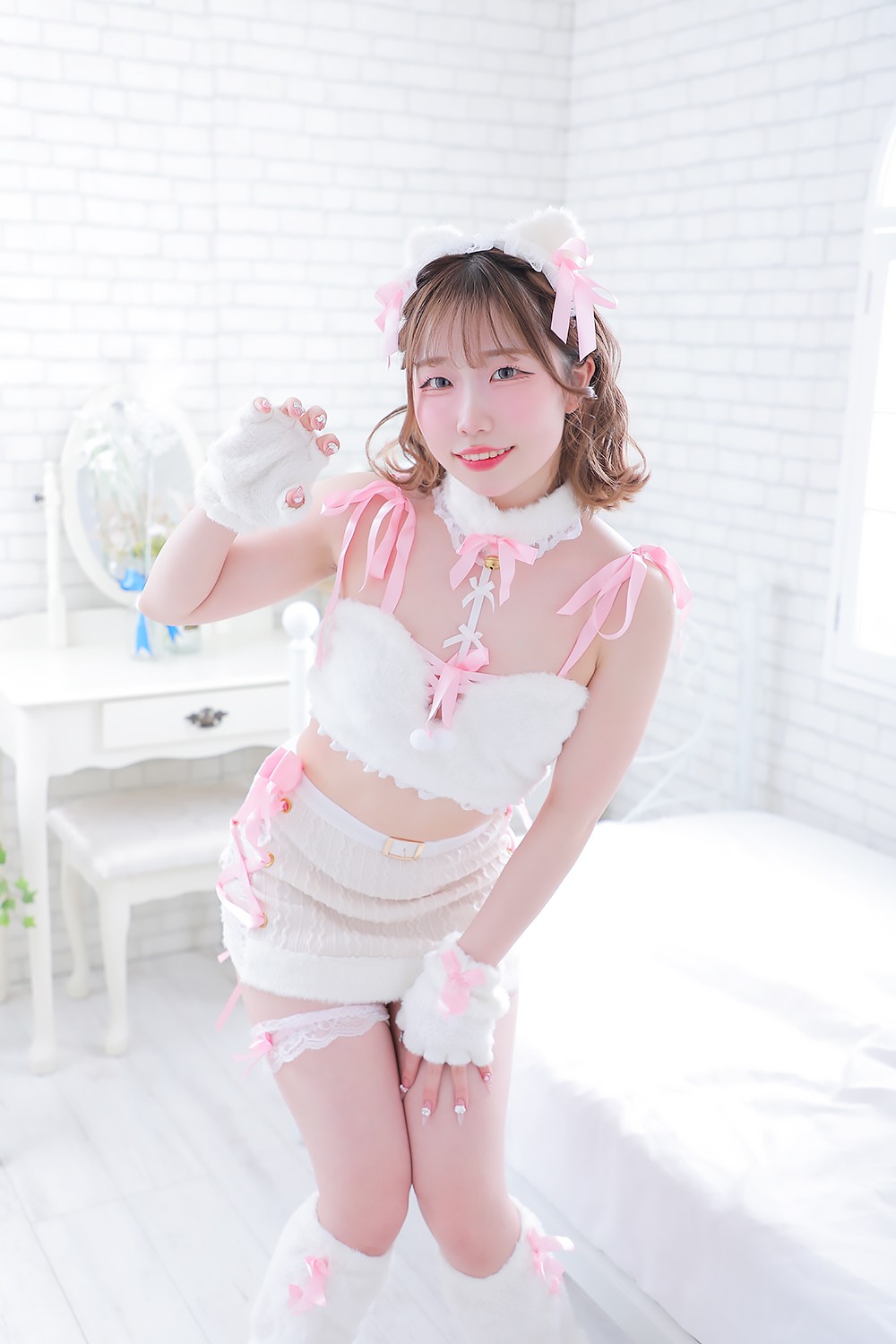 ひな先生グラビア
