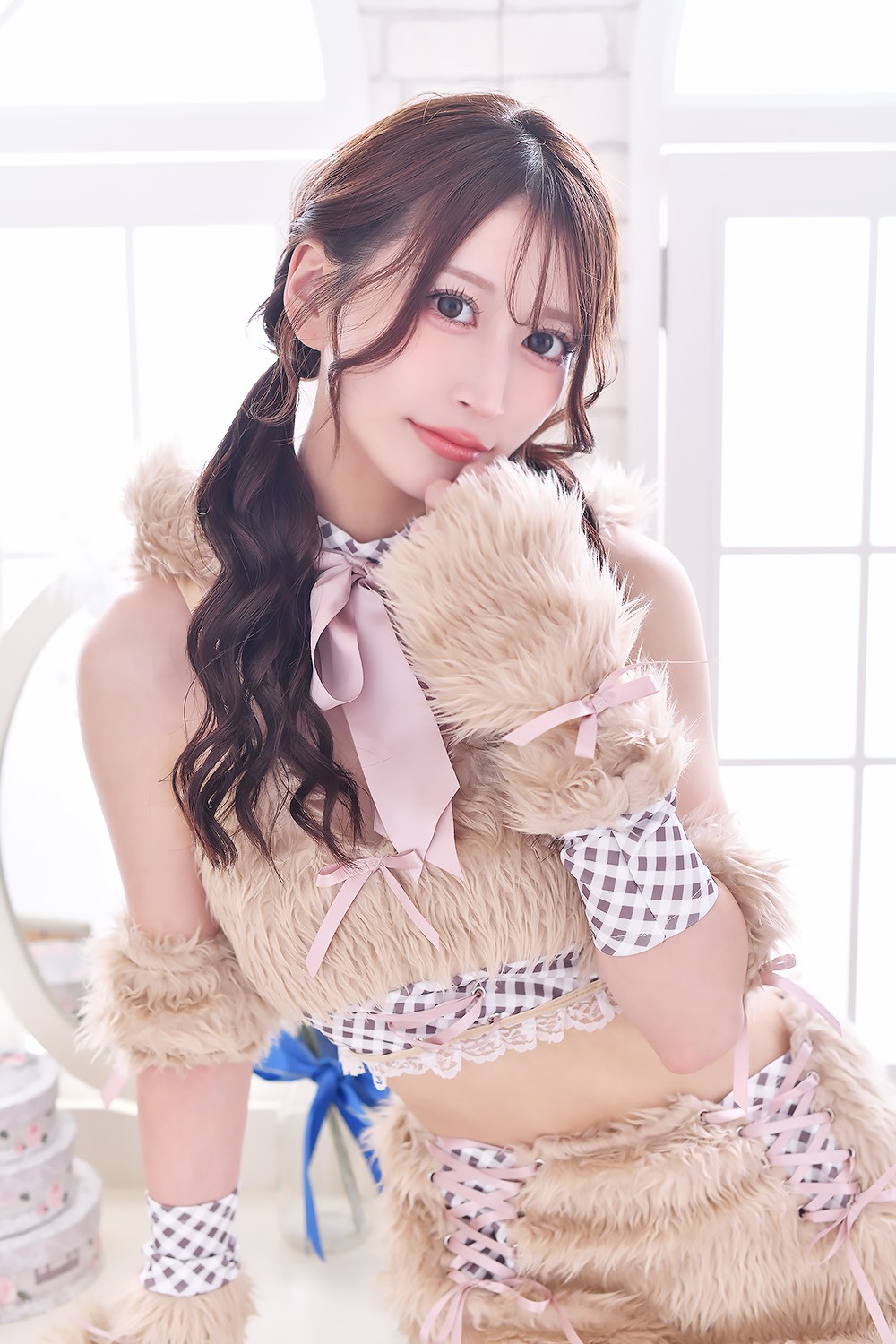 芹沢 莉瀬グラビア2