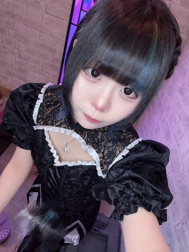 藍プロフィール写真2