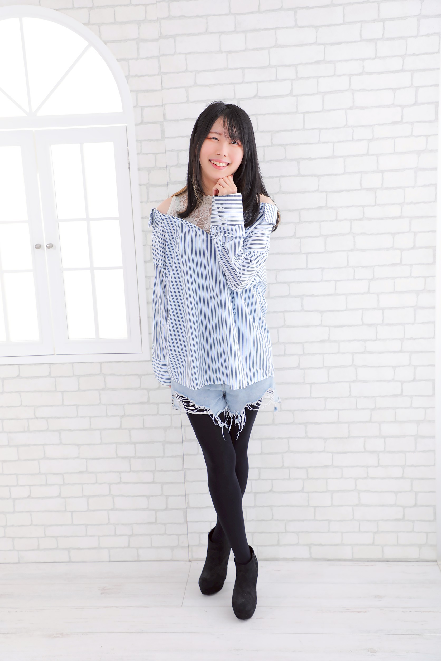 梁華プロフィール写真2