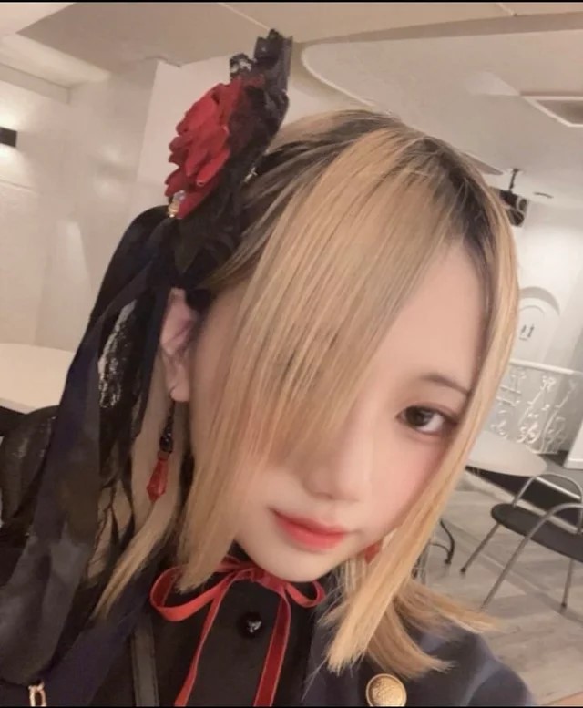 リリサプロフィール写真1