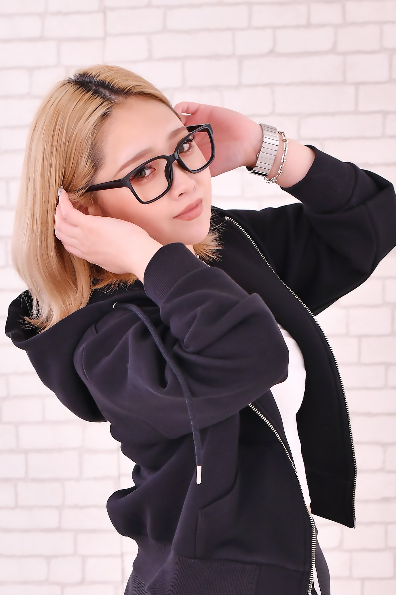 梨花プロフィール写真2