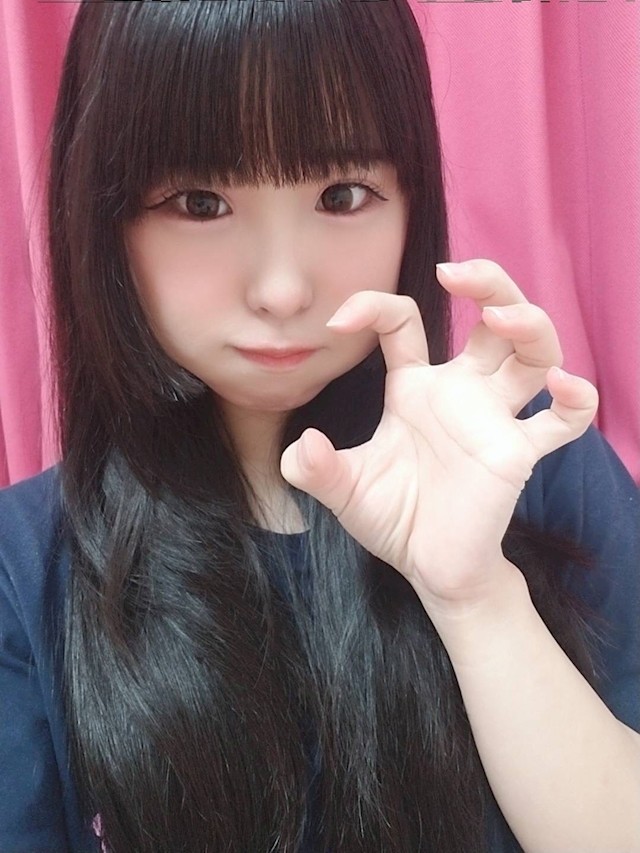 みな