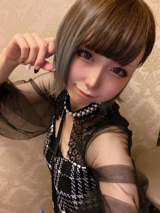 お鶴プロフィール写真4