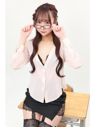 せいな先生プロフィール写真6