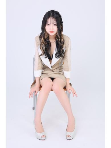 なお先生プロフィール写真2