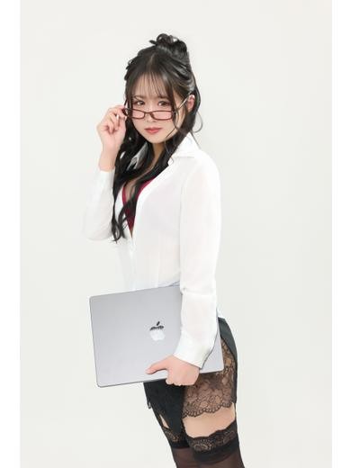 なお先生プロフィール写真4